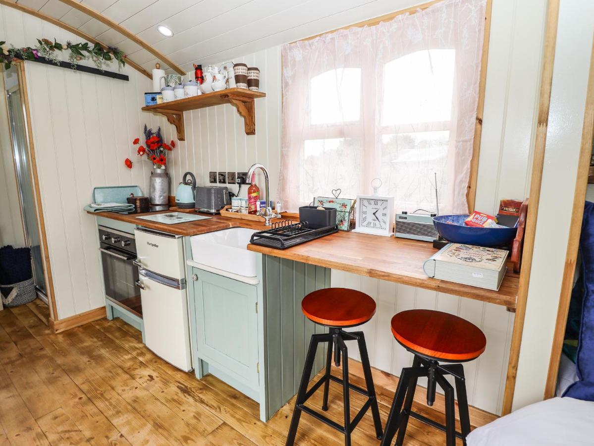 Honeybee Lodge Woodhall Spa Esterno foto