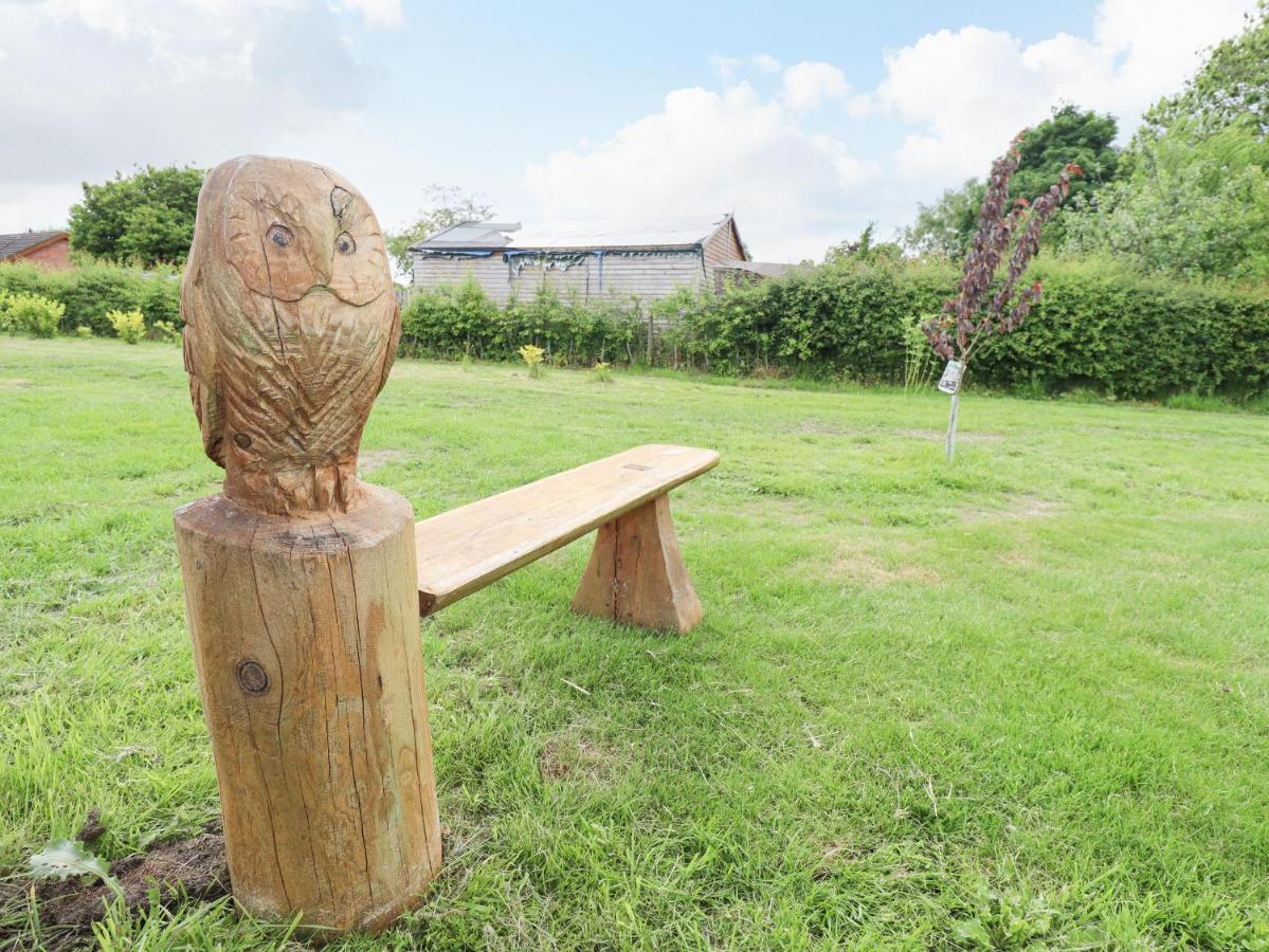 Honeybee Lodge Woodhall Spa Esterno foto